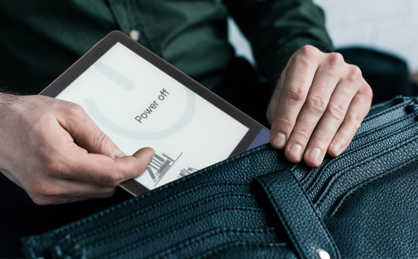 m6 ebook reader (11).jpg